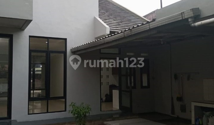 Rumah Bagus , nyaman, Strategis Siap Huni Batununggal, Bandung