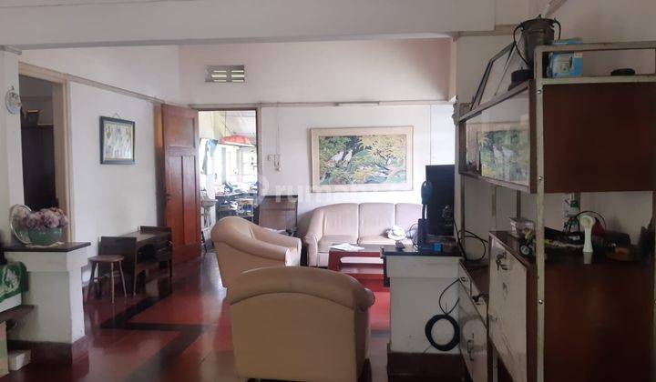 Rumah Bagus Unfurnished di Jl. Cipunagara Cihapit, Bandung 1