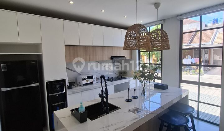 Kontrakan Rumah Full Furnished di Kota Baru Parahyangan