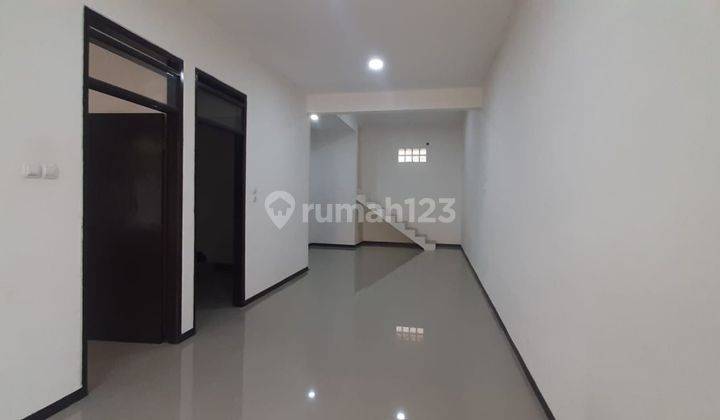 Rumah Taman Holis Indah Bagus Row Jalan Depan Rumah 8 Meter 1
