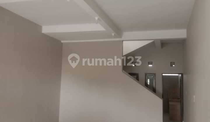 Shop House on Jl. Taman Kopo Indah 3, Mekar Rahayu, Margaasih District, Bandung Regency, West Java, Taman Kopo Indah Strategic Location Unfurnished