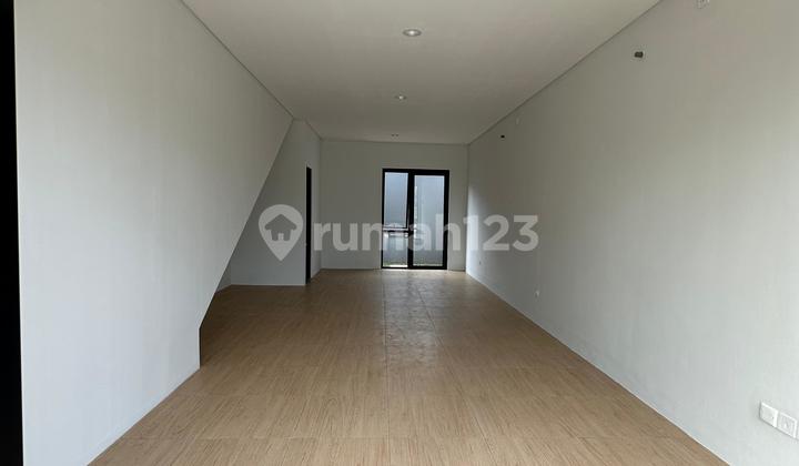 Shop House in Lippo Cikarang, Highly Strategic Location, Next to Harpper Hotel, Across from West Java Data Center. 2