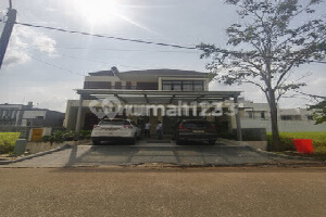 Nice Furnished House Simpruk 5Bedrooms 4Bathrooms in Lippo Cikarang Nice Furnished House Simpruk 5Bedrooms 4Bathrooms in Lippo Cikarang