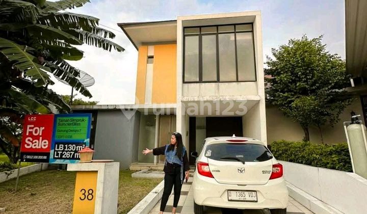 Rumah Asri Tanah Luas Lippo Cikarang Dijual Murah 2