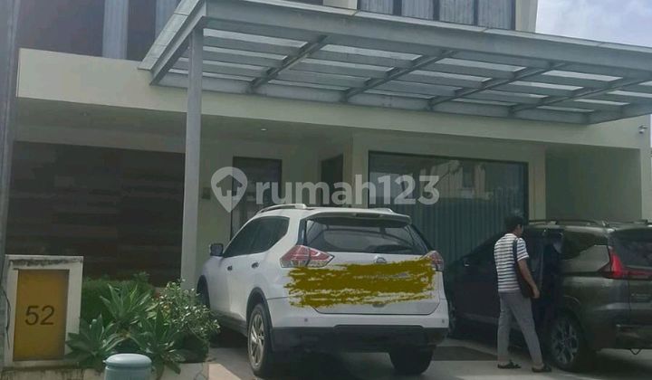 Nice Furnished House Simpruk 5Bedrooms 4Bathrooms in Lippo Cikarang 2