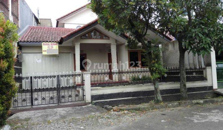 Rumah di Komplek Taman Mutiara Cibabat Pesantren Cimahi 1