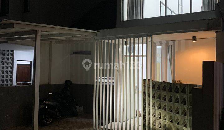 Rumah Area cisasawi komplek taman cihanjuang  2