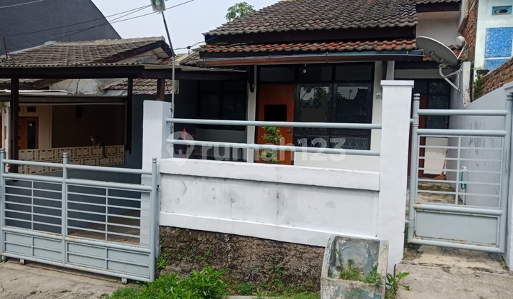 Rumah Permata patung kuda dekat atedja dan tol padalarang 2