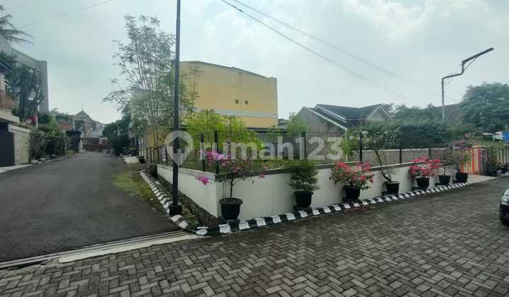 Cheap wide land in Kolmas Cipageran near Cimahi city hall Cheap wide land in Kolmas Cipageran near Cimahi city hall
