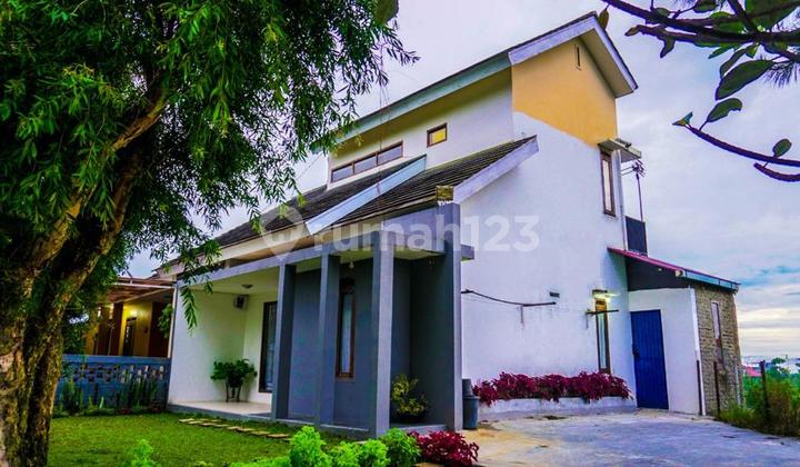 For sale villa house in Ciuyah Padaasih Permana, Cimahi. 2