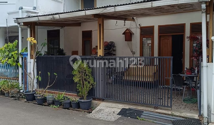 Cimindi Raya house near Aruman Pesantren Road. 2