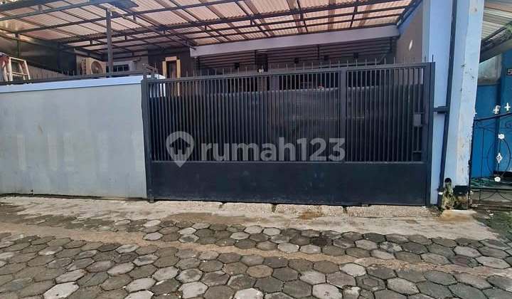 Sell House in Cihanjuang near Cimahi City Hall 2