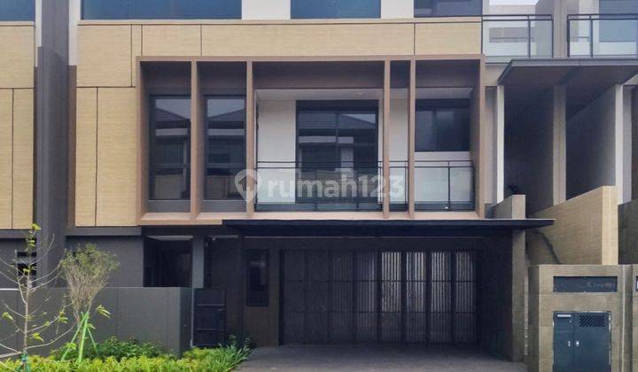 Disewakan Rumah The Zora Ukuran 10x20 Lift 3 Lantai Mewah 2