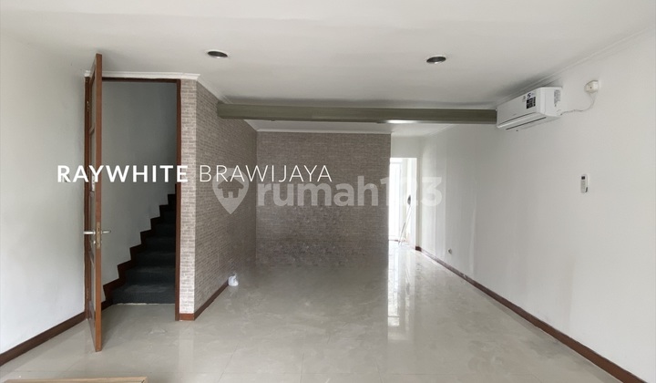 Ruko Plaza 3.5 Floors Ready to Use in Pondok Indah Area 2