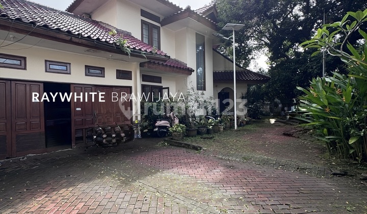 Rumah Besar Lingkungan Tenang Are Ampera Tb Simatupang