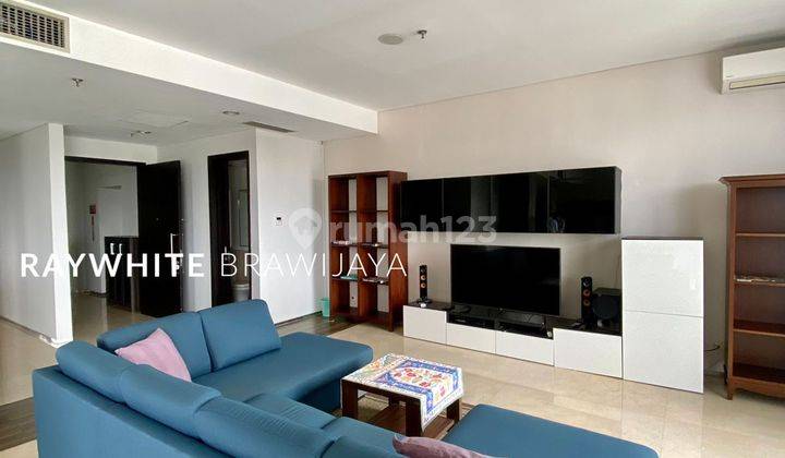 Nirvana Kemang Apartment 3BR Private Lift Lokasi Strategis 2