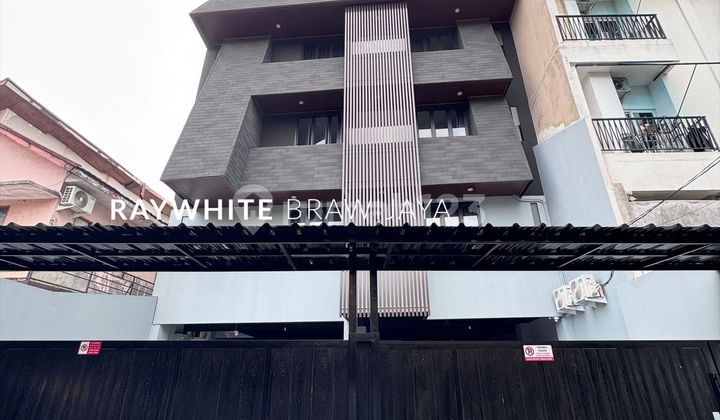 Exclusive Brand New Kos Ready for Income in Cipete, Kebayoran Baru Area 1
