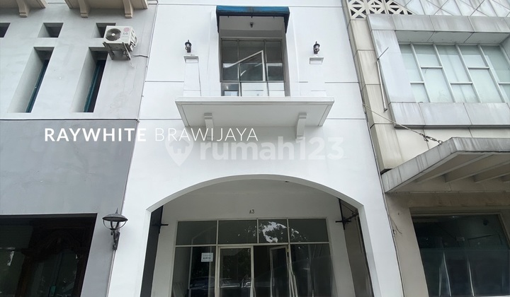 Ruko Plaza 3,5 Lantai Siap Pakai Area Pondok Indah