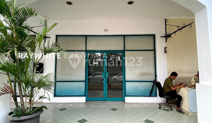 Ruko Plaza 3 Pondok Indah 3.5-Storey Building 2