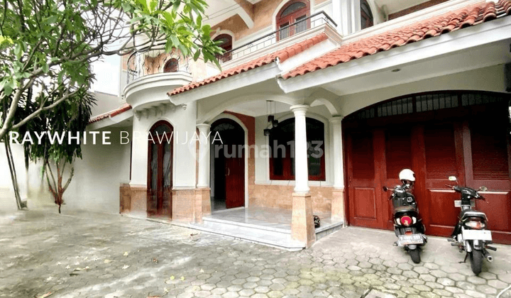 Rumah Besar Siap Huni Cocok Untuk Usaha Area Kebayoran Baru 1