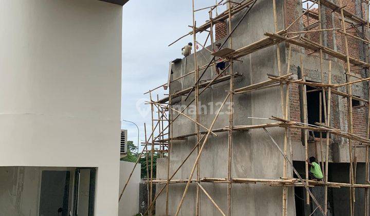 Rumah Mewah 3 Lantai Ada Rooftop Design Modern Grogol Limo Selangkah Dari Pintu Tol Limo Cijago Dan Sawangan 4 2