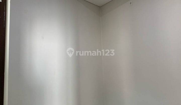 Rumah Cantik Posisi Hook Luas Tanah 116meter Cukup Booking 2JT,Langsung Akad All In Bonus Canopy,ac 2unit Dan Token Listrik 2