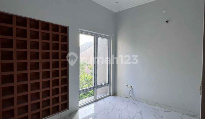 Rumah Dalam Town House Siap Huni di Krukut Dekat Tokl Krukut 2