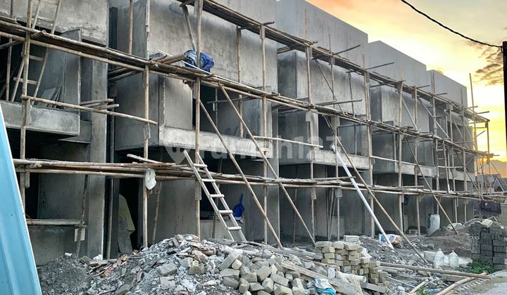 Minimalist House Ready to Occupy in Cinere Limo Near Limo Toll Gate 2