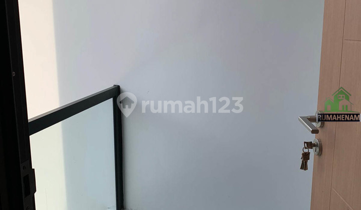 Best Selling Minimalist Modern Style House Near Limo Toll Gate 2