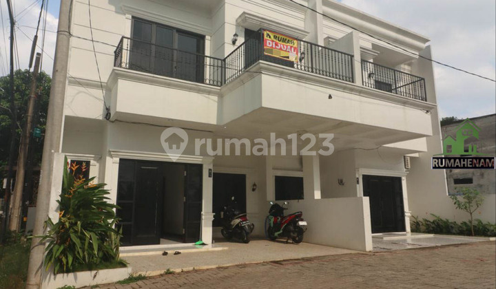 Rumah Berkonsep American Modern Siap Huni Dekat Tol Desari Rumah Berkonsep American Modern Siap Huni Dekat Tol Desari