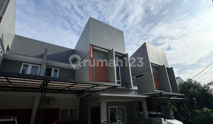 Rumah Brand New Siap Huni Dekat Gerbang Tol Krukut & Cinere Limo