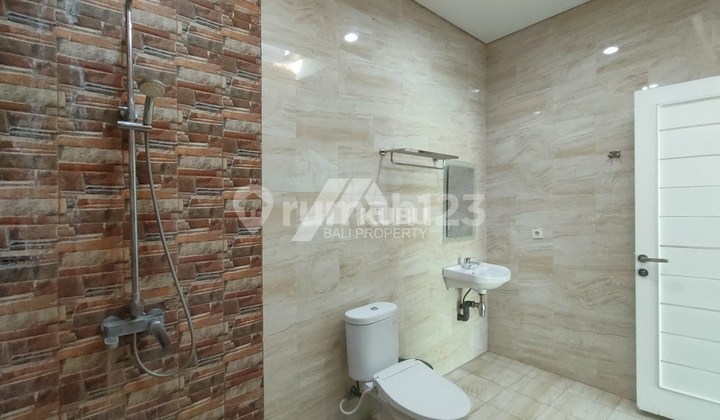 Kbp0890 Charming Villa Located In Kesiman With An Area Near The Beach.  37
