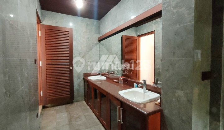 Kbp0693 A Charming Villa With A Modern Minimalist Design.  23