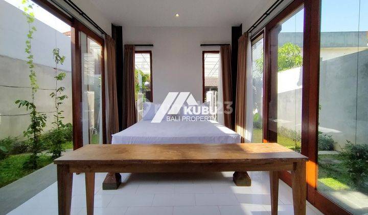 Kbp1140 Tropical House With Minimalist Design  2