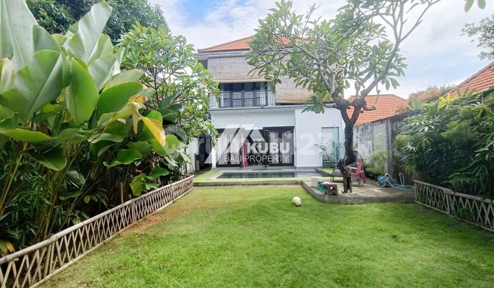 Kbp1500 Charming 3-Bedroom Villa In Sanur. Kbp1500 Charming 3-Bedroom Villa In Sanur.