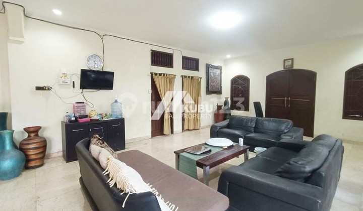 Kbp1508 Simple Minimalist House In A Quiet Complex Area. Kbp1508 Simple Minimalist House In A Quiet Complex Area.