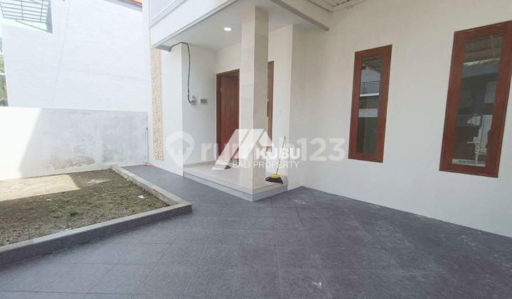 Kbp1514 Minimalist 3 Bedroom House In A Complex Area. Kbp1514 Minimalist 3 Bedroom House In A Complex Area.