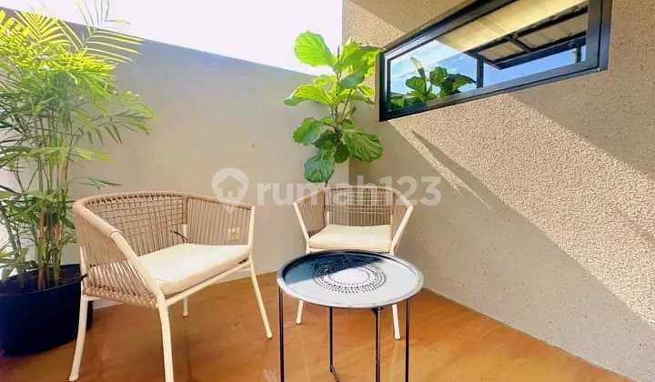 Modern House 300 Million 2