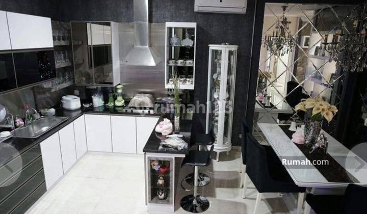 Rumah Town House Bagus Siap Huni di Senayan Jakarta Selatan 11