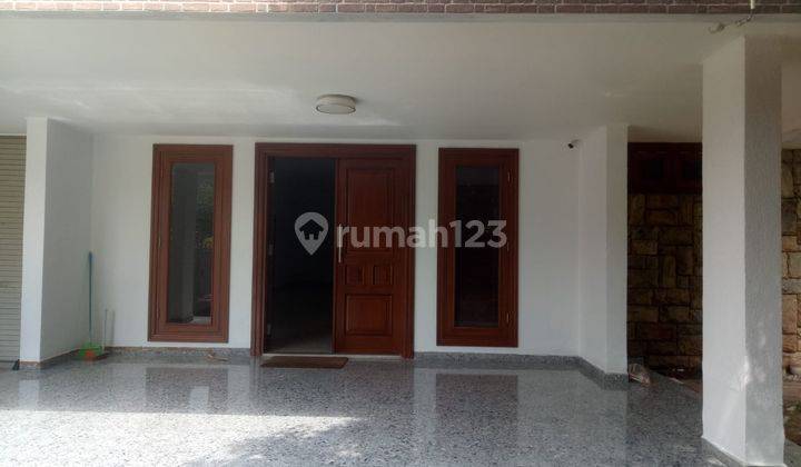 Rumah Besar Siap Pakai di Bangka, Kemang Jakarta Selatan 1