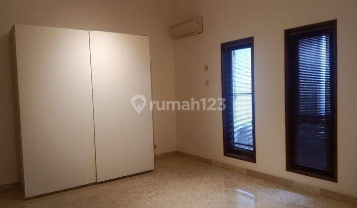 Rumah Besar Siap Pakai di Bangka, Kemang Jakarta Selatan 6