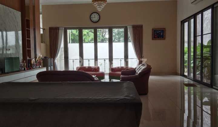 Rumah baru mewah di Citra Garden 7 Jakarta Barat