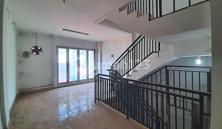 For Sale Negotiable Price Warehouse Renovated Strong With Lift 4 Floors (5x18) Duta Harapan Indah - Teluk Gong (Dhi) For Sale Negotiable Price Warehouse Renovated Strong With Lift 4 Floors (5x18) Duta Harapan Indah - Teluk Gong (Dhi)