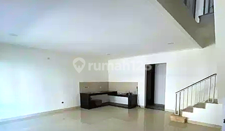 Disewakan Segera Rumah 3 Tingkat ( 6x12.5 ) Golf Island - Pantai Indah Kapuk 2