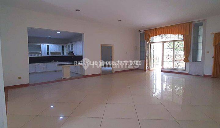 Disewakan Termurah Rumah Semi Furnished ( 10x23 ) Bukit Golf Mediterania - Pantai Indah Kapuk 2