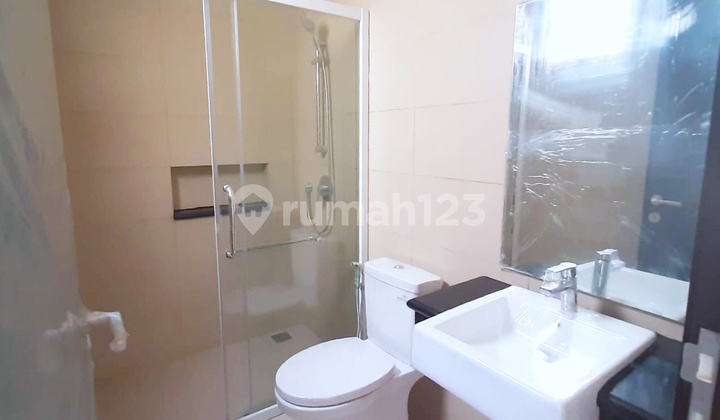 Dijual Cepat Rumah Baru ( 6X12.5 ) Pik 2 - Pantai Indah Kapuk