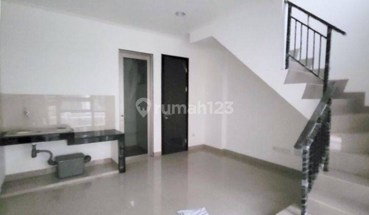 Disewa Rumah Baru ( 4.5x10 ) PIK 2 Tahap 1 - Pantai Indah Kapuk 2