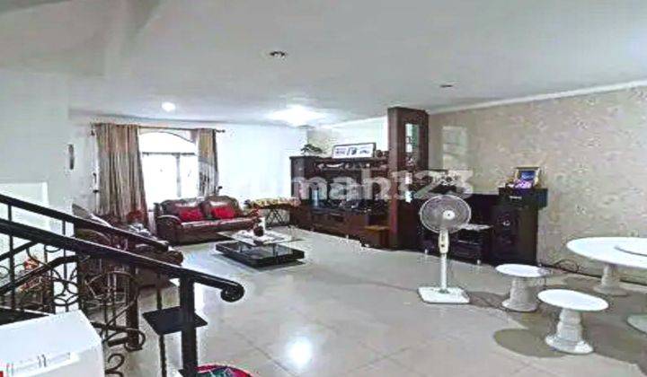 Dijual Termurah Rumah Semi Furnished ( 8x20 ) Florence - Pantai Indah Kapuk, PIK 1