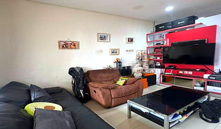 Dijual Segera Harga Terbaik Rumah Rapi Siap Huni ( 6x15 ) Layar Permai - Pantai Indah Kapuk