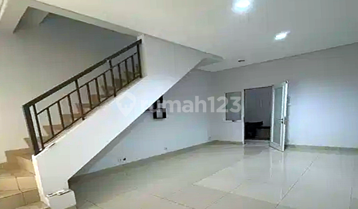 Dijual Termurah Rumah Sudah Renovasi ( 4x12 ) Layar Permai - Pantai Indah Kapuk